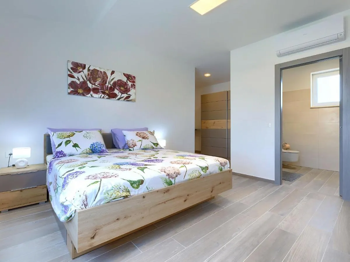 Holiday Home Villa Edi By Interhome Sisan Croatia