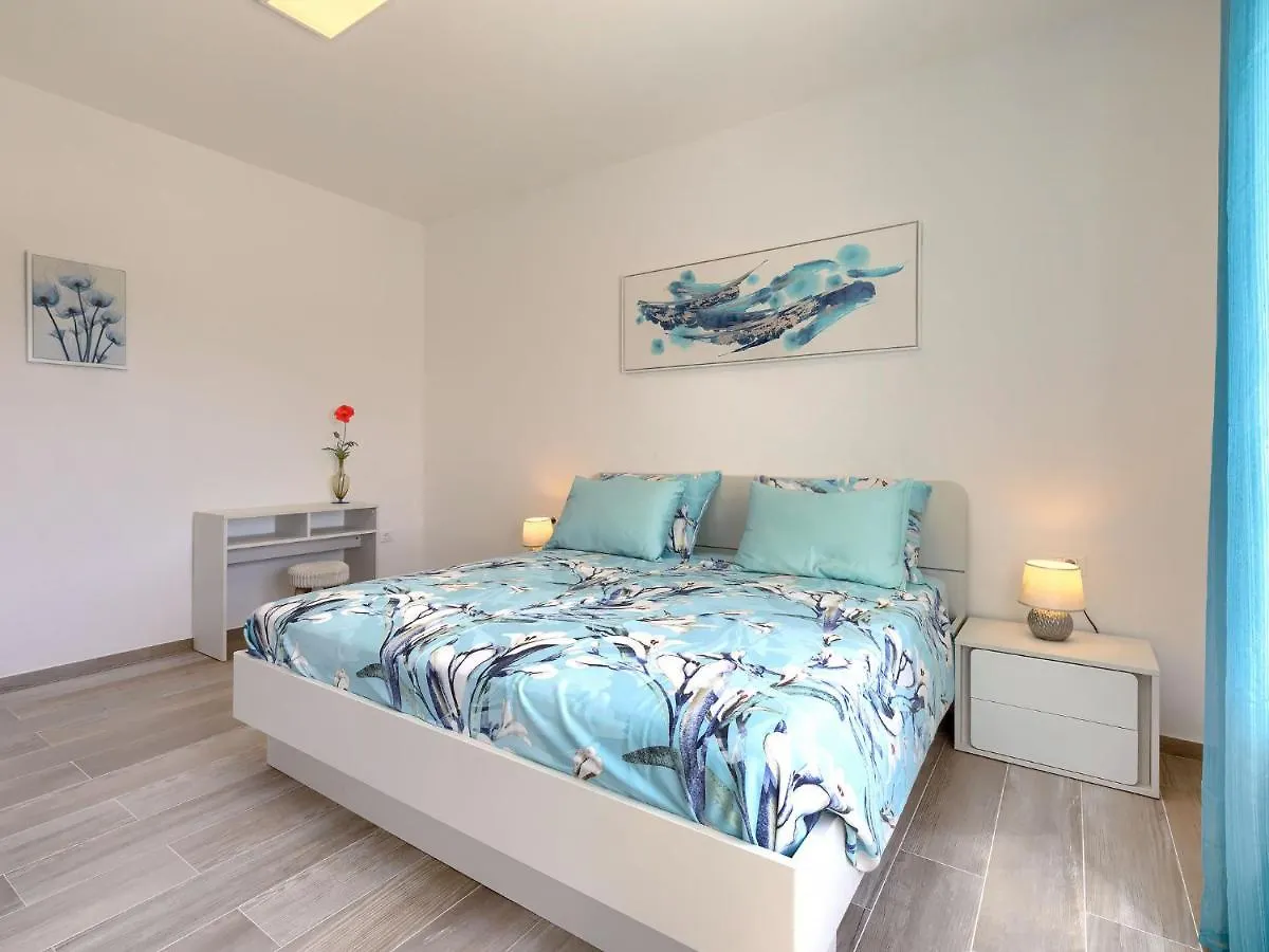 Holiday Home Villa Edi By Interhome Sisan